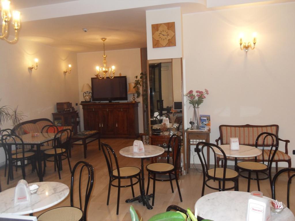 Hotel Ferrara San Benedetto del Tronto Eksteriør billede