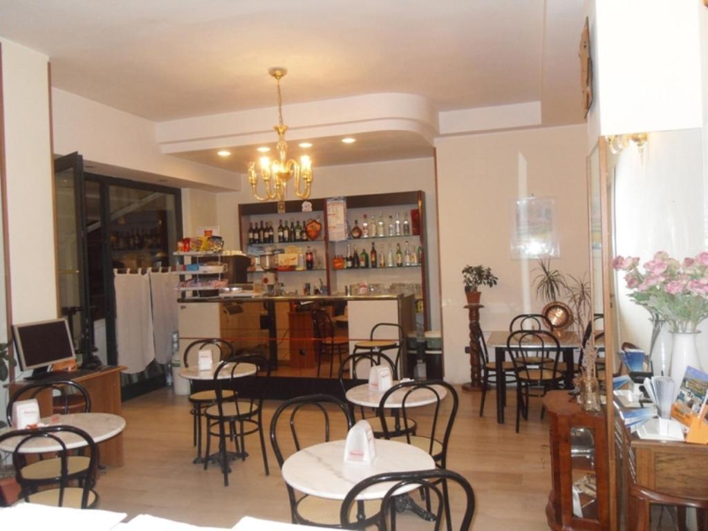 Hotel Ferrara San Benedetto del Tronto Eksteriør billede